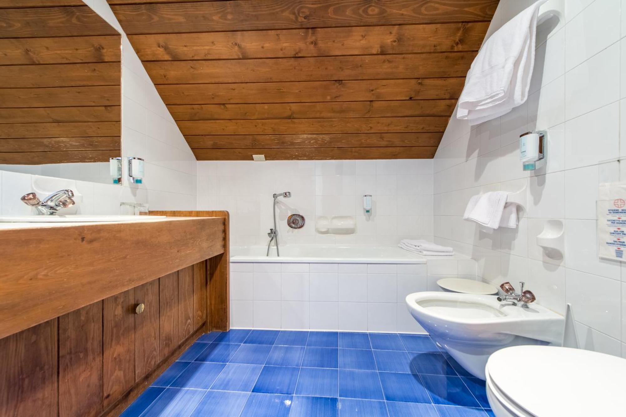 Adler Suite & Stube Villabassa Esterno foto